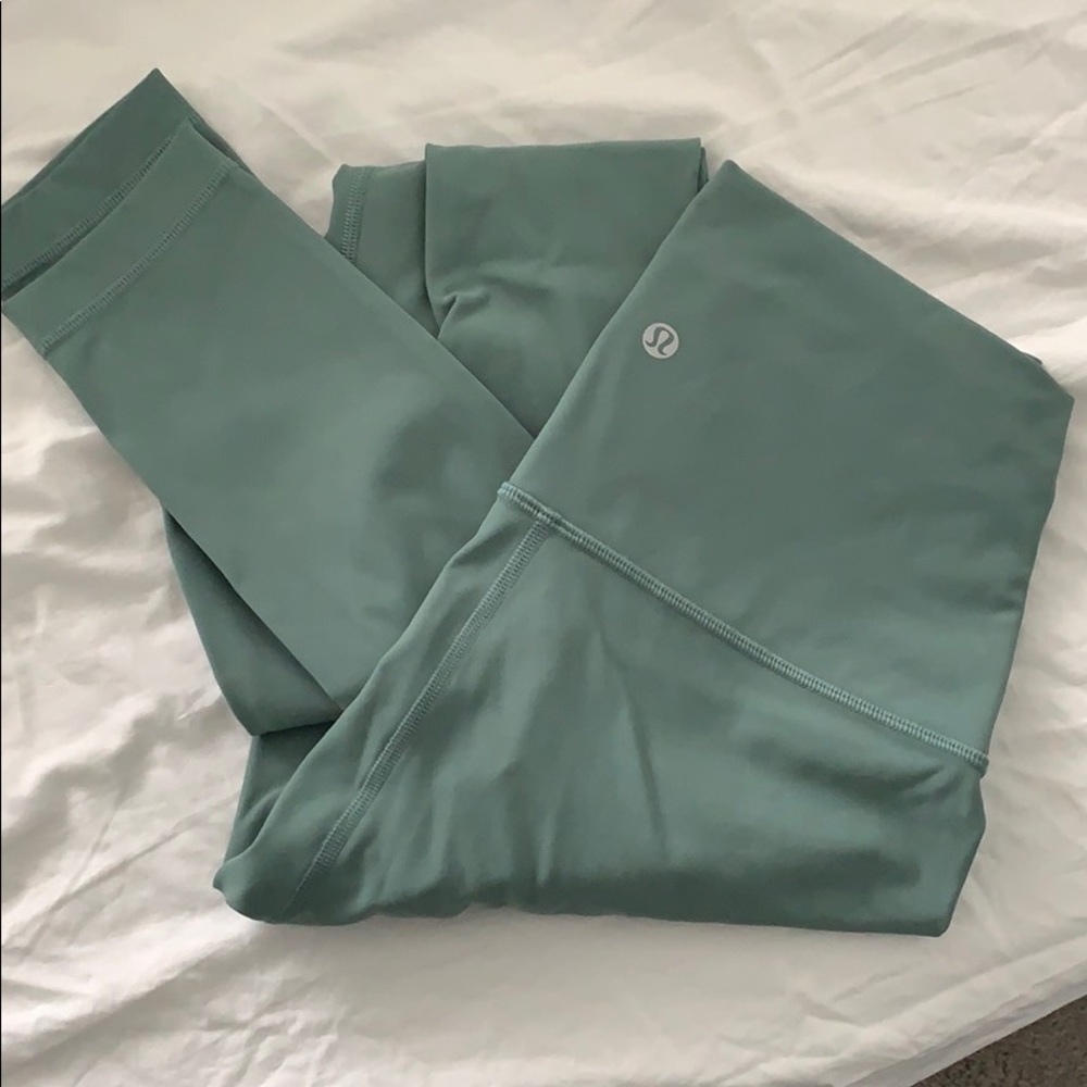 Lululemon Wunder Under Leggings